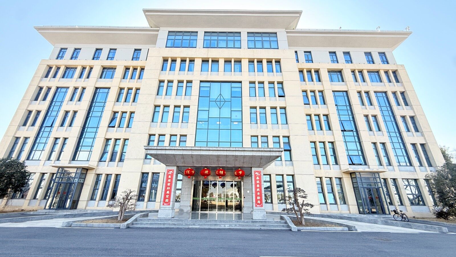 嘉玺办公楼图片.jpg